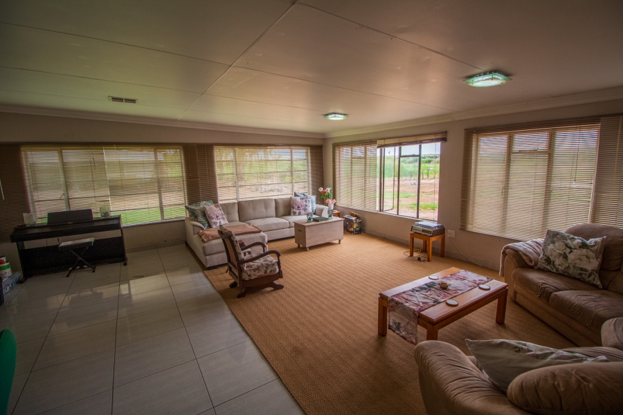 5 Bedroom Property for Sale in Louisvale Northern Cape